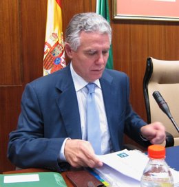 Francisco Menacho, Hoy En Comisión Parlamentaria