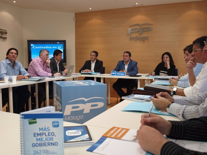Reunión Del Comité De Dirección Del PP De Málaga, Con Bendodo Y Salado