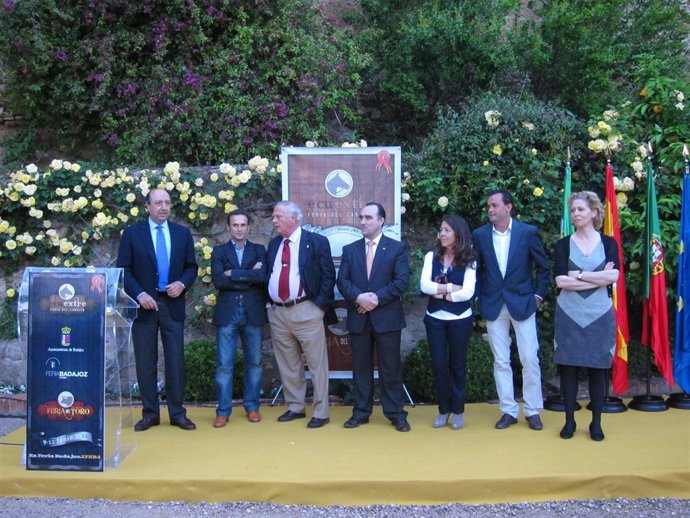 Presentación De La III Feria Del Toro Y Del Caballo 'Ecuextre' 