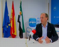 José Antonio Monago insta a "quitarle el aparato de oxígeno" a Bildu desde "todos los frentes del derecho"