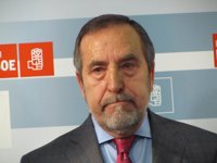 PSM enumera las "tonterías" por las que están imputados algunos candidatos del PP y critica la "frivolidad" de Aguirre