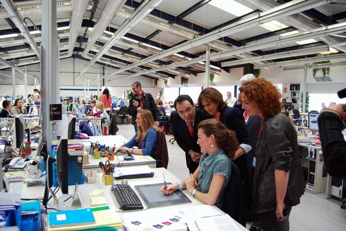 Martel Y Serrano, En Su Visita A Mayoral