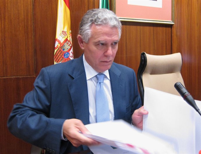 Francisco Menacho, En Comisión Parlamentaria