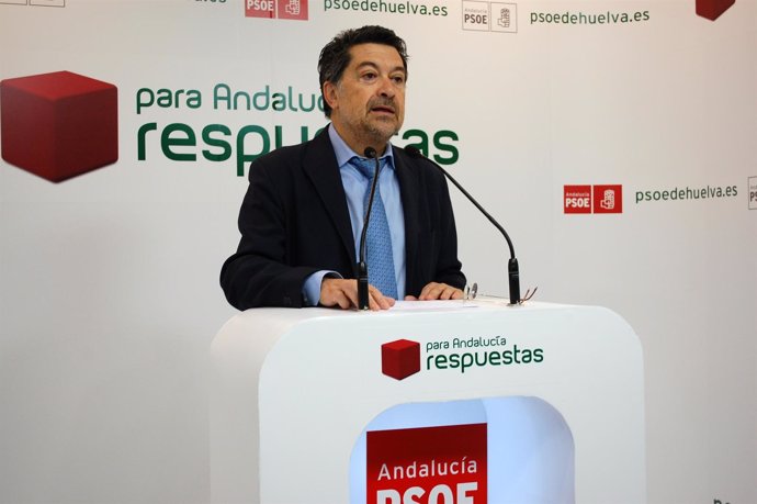El diputado nacional y miembro de la Ejecutiva Federal del PSOE, Javier Barrero.