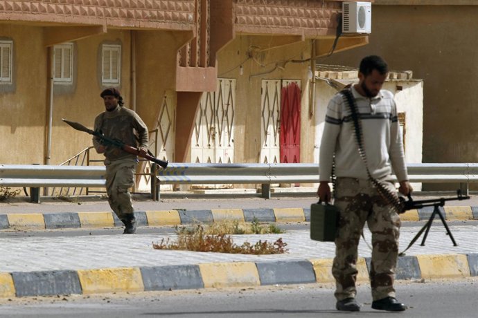 Rebeldes Libios Combaten En Las Calles De Misrata