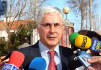 Barreda critica que se denieguen los fondos adicionales a las CCAA, que tienen que pagar "a médicos y enseñantes"