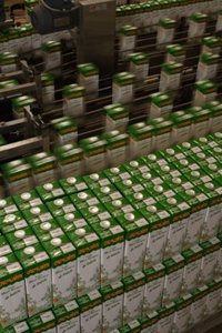 Oria apela a un "pequeño esfuerzo" de todas los integrantes de la "cadena" para mejorar el precio de la leche