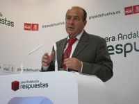 Unas 15.000 personas podrán beneficiarse de las rebajas fiscales en el sector agrícola, según el PSOE 