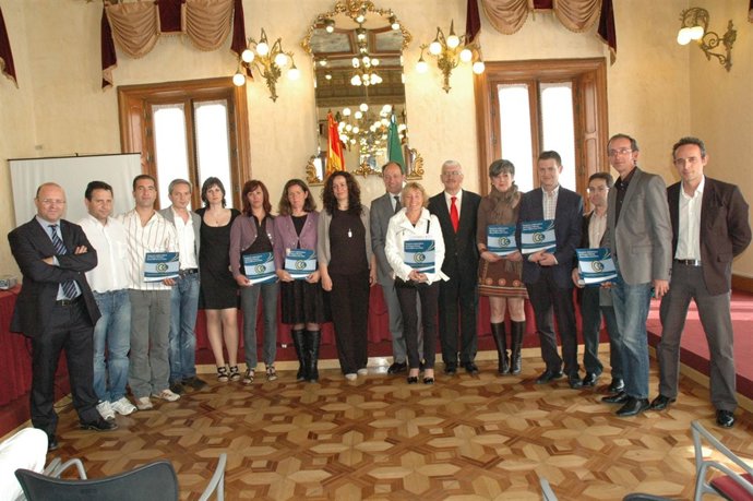 Díaz Trillo Entrega Certificados De Adhesión A La Carta De Turismo Sostenible