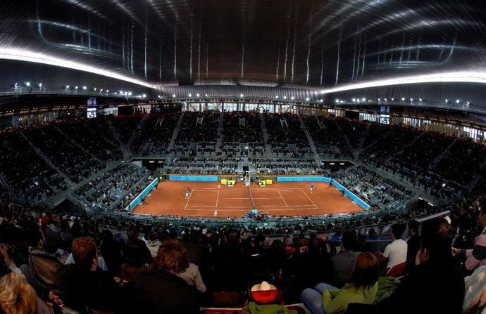 Pista Central Manolo Santana De La Caja Mágica