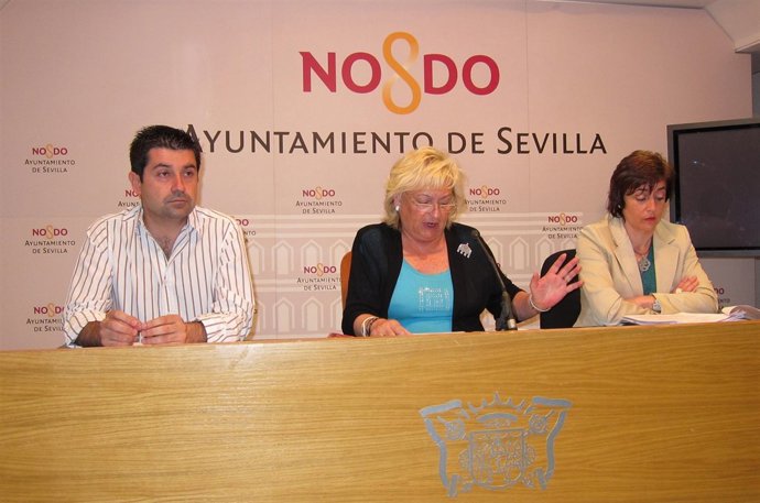 Rueda De Prensa De La Edil De Fiestas Mayores, Rosamar Prieto-Castro