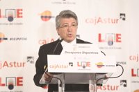 Fútbol.- Cerezo cree que se debería "limitar" la violencia verbal
