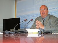 PSOE habla de "cierto optimismo" y dice que la recuperación económica en C-LM "está empezando"