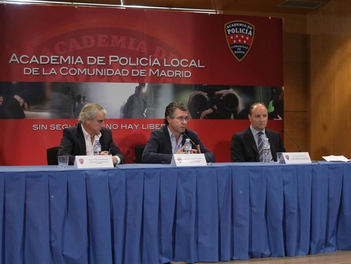 Francisco Granados, En La Academia De Policía De La Comunidad De Madrid