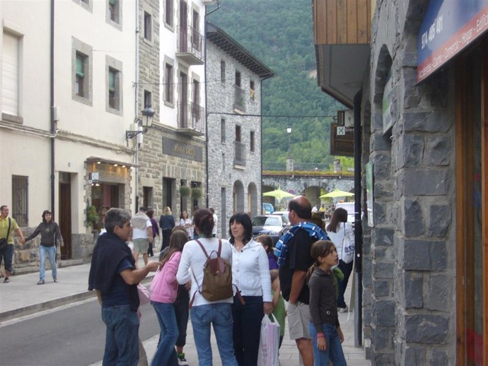 Una De Las Calles De Biescas