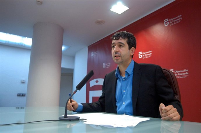 NOTA+FOTOS DIPUTACION (RP APONTE TORRENTE)