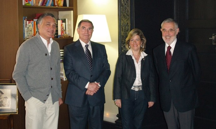 Francisco Javier Enériz, José Pablo Ruiz Abellán, María Bueyo Y José Manuel Mart