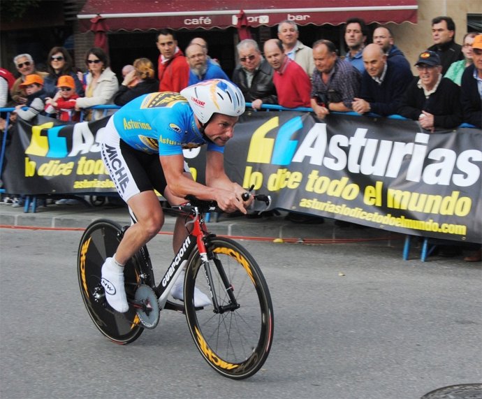 Schumacher, Líder De La Vuelta A Asturias