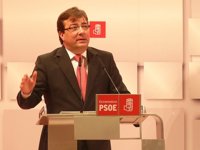 Vara defiende un proyecto extremeño dentro de la "marca España" y tendiendo "la mano a otros territorios"
