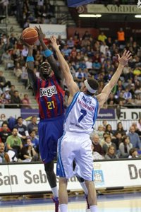 Baloncesto/ACB.- (Previa) El Regal FC Barcelona defenderá su liderato ante el Lagun Aro GBC