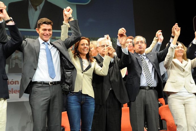 ACTO PP LA PUESTA DE LARGO DEL PARTIDO POPULAR DE TENERIFE ABARROTA EL TEATRO GU