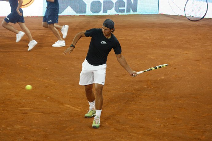 Rafael Nadal Se Entrena En El Masters De Madrid