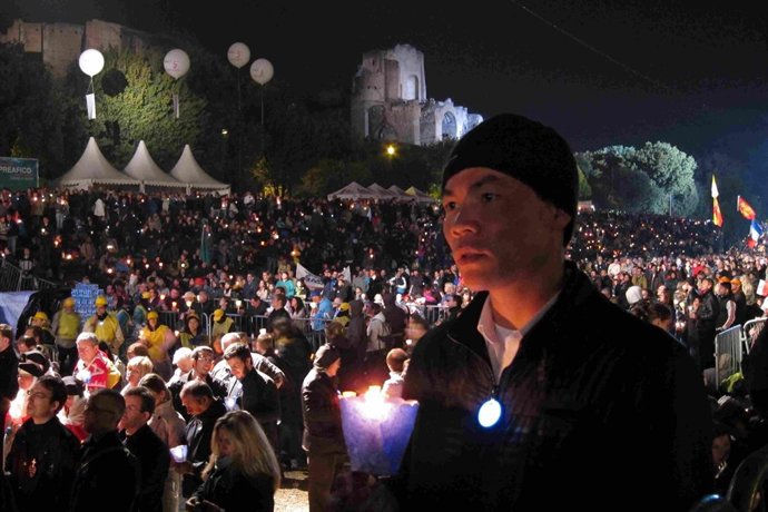 Peregrinos En La Vigilia Del Circo Maximo