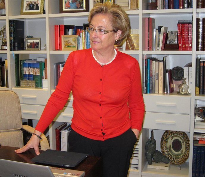 La Candidata Socialista A La Alcaldía De Huelva, Petronila Guerrero.