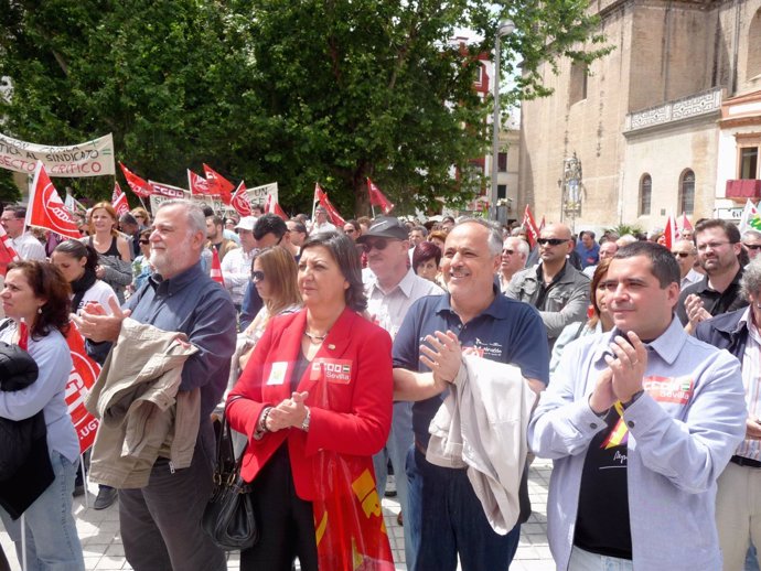 Torrijos Durante La Manifestación En Sevilla