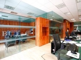 Oficina Del Banco Echeverría