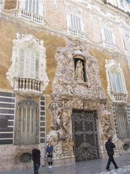 Fachada Del Museo González Martí 