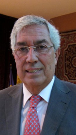 El Diputado Gómez Darmendrail, Miembro De La CSN En El Congreso.