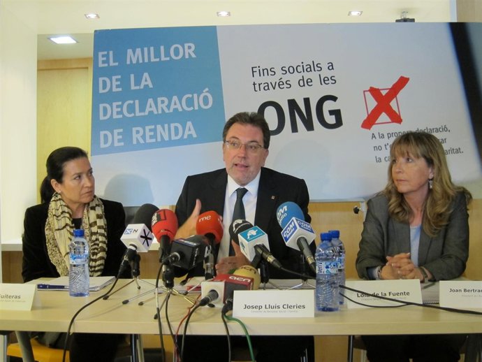 El Conseller De Bienestar Social Y Familia, Josep Lluís Cleries