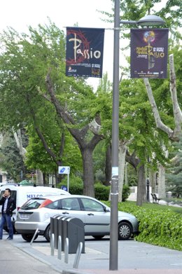 Carteles Anunciando Las Edades Del Hombre En Medina De Rioseco.