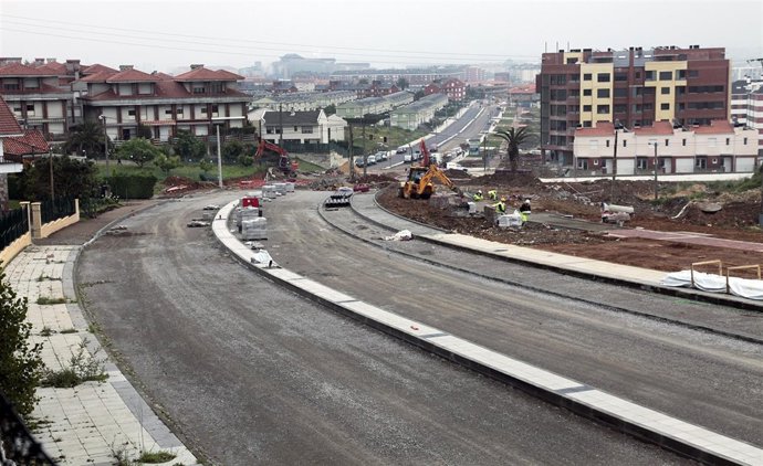 Obras del vial que conectará la S-10 y la S-20, en Santander