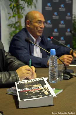 Presentación En La Feria Del Libro De La Obra De Juan Ma