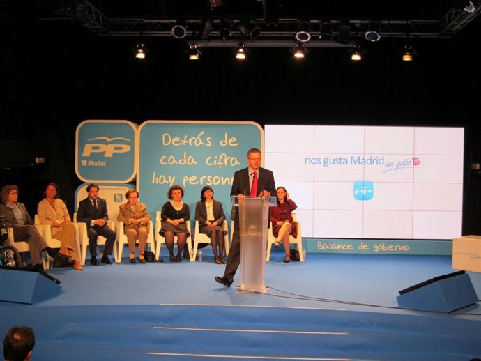 Gallardón Durante El Balance De Legislatura