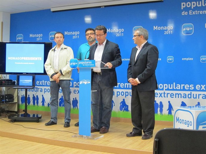 Fernando Manzando, Laureano León, Francisco Fragoso Y Juan Pedro Domínguez