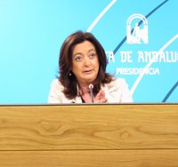 Junta considera "rocambolesca y retorcida" la denuncia del PP-A contra Chaves, que enmarca en "una obsesión" de Arenas