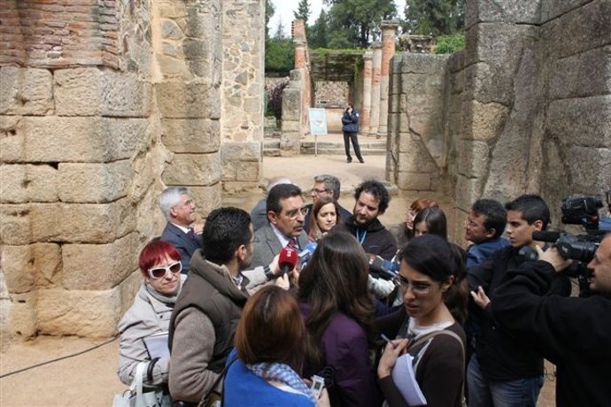 Calle En El Festival Grecolatino