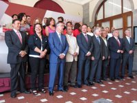 Pérez (PSC) dice que los Presupuestos canarios de 2012 se regirán por igualdad y ausencia de discriminaciones