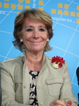  Esperanza Aguirre En La Sede Del PP De Salamanca