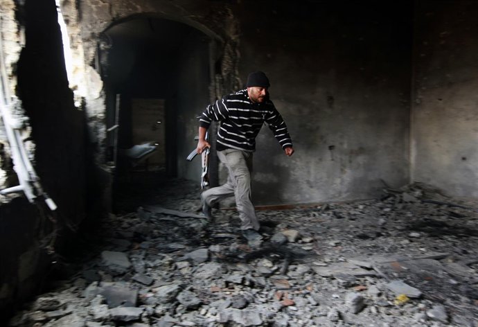 Rebeldes Libios En Plena Lucha Por La Ciudad De Misrata