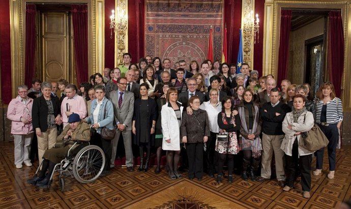 Sanz Recibe A Una Amplia Representación De La Asociación Anfas.