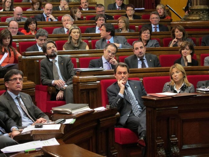 Sesión de control en el Parlament