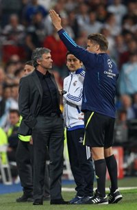 Mourinho se queda en el hotel de concentración