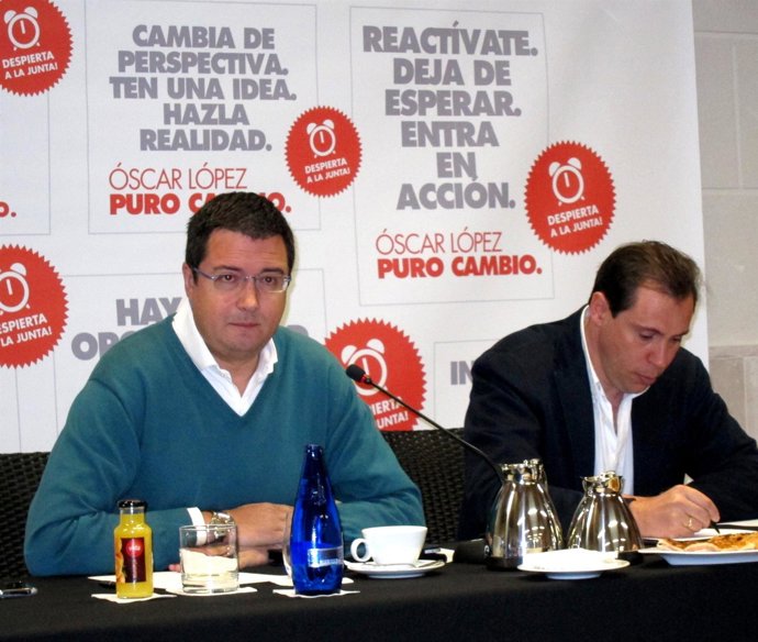 El Candidato A La Presidencia Del PSOE En Cyl, Óscar López, Y Óscar Puente