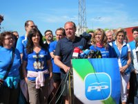 Monago considera "inasumible" la cifra del paro e insiste en que "hay muchos más"