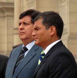 Los Presidentes De Perú, Alan García; Y De Ecuador, Rafael Correa.