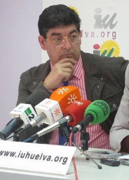 El Coordinador Regional De IULV-CA, Diego Valderas.